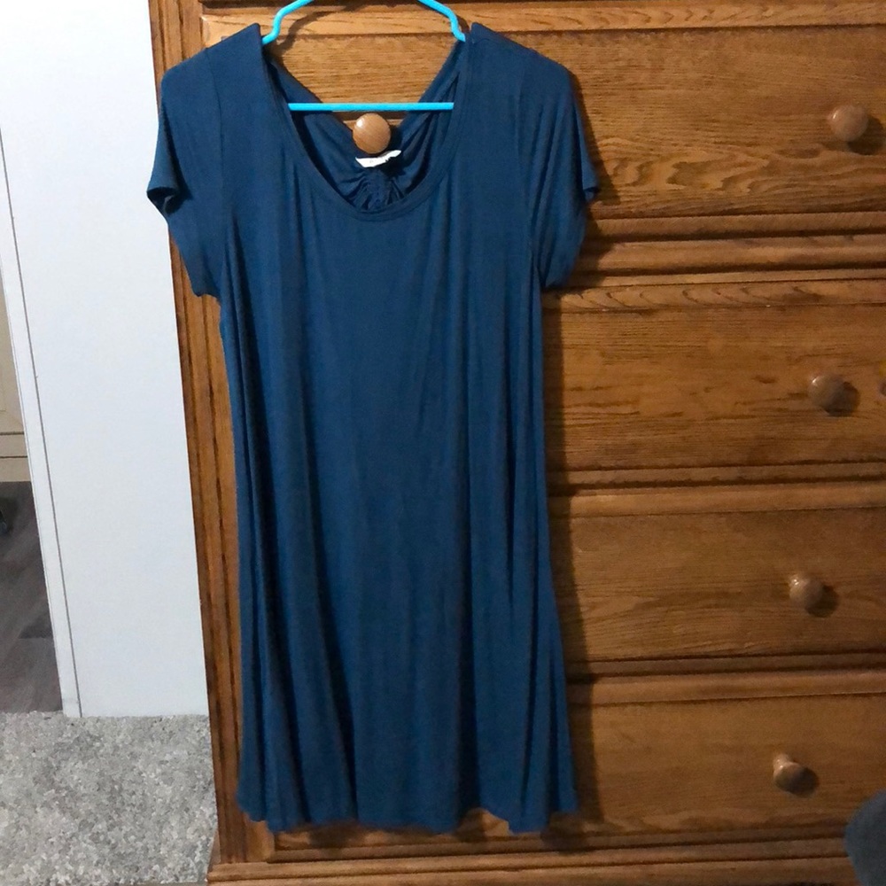 Women’s dress